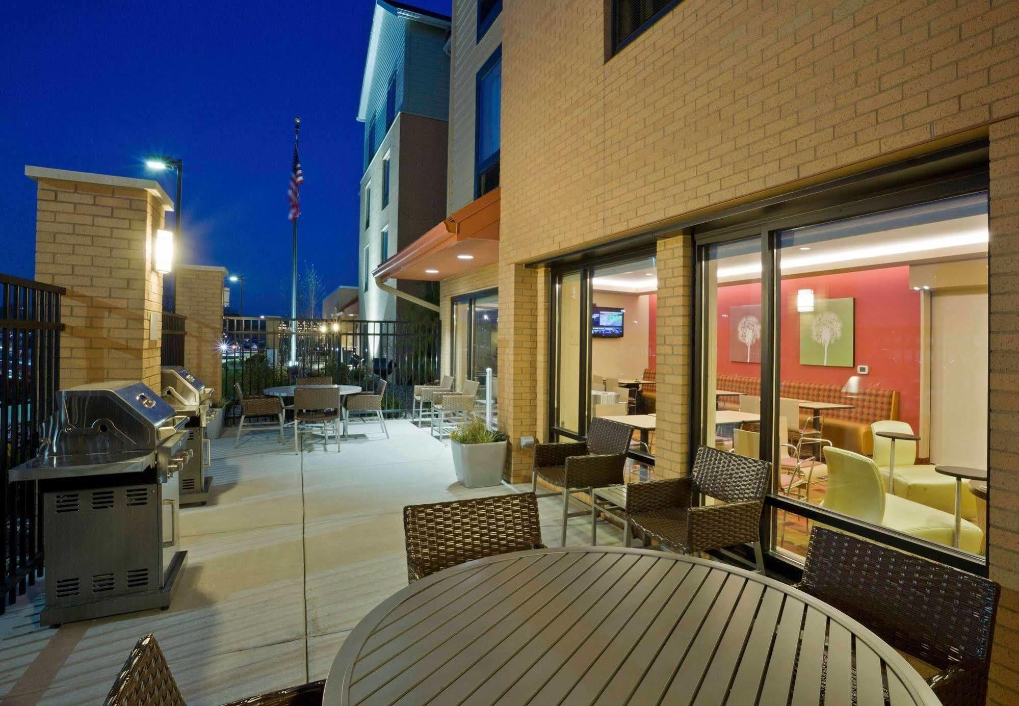 Towneplace Suites Ann Arbor Buitenkant foto
